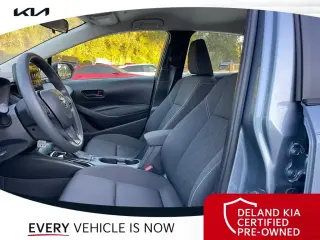 Toyota Corolla Hybrid 2025 LE 4p Sedan
