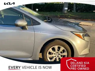 Toyota Corolla Hybrid 2025 LE 4p Sedan