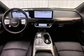 Genesis GV60 2023 AWD Avanzado 4p SUV