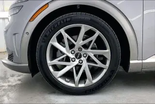 Genesis GV60 2023 AWD Avanzado 4p SUV