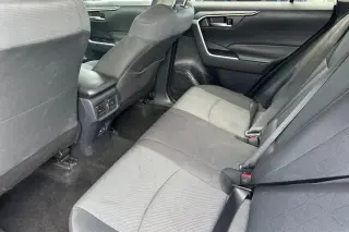 Toyota RAV4 2025 XLE 4dr SUV