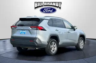 Toyota RAV4 2025 XLE 4dr SUV