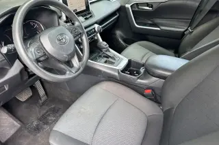 Toyota RAV4 2025 XLE 4dr SUV