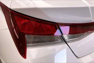 Hyundai ELANTRA 2026 SE 4p Sedan