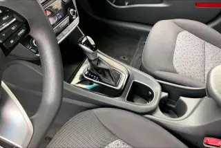 Hyundai IONIQ Híbrido 2017 Azul 4dr Hatchback