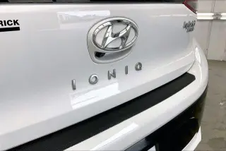 Hyundai IONIQ Híbrido 2017 Azul 4dr Hatchback