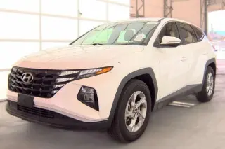Hyundai TUCSON 2022 SE 4dr SUV (lanzamiento a mitad de año)