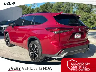 Toyota Highlander 2022 XSE 4dr SUV