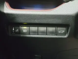 Toyota RAV4 2019 AWD Limited 4p SUV