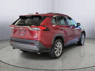 Toyota RAV4 2019 AWD Limited 4p SUV