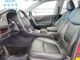 Toyota RAV4 2019 AWD Limited 4p SUV