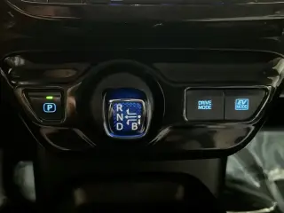 Toyota Prius 2018 Dos 4p Hatchback