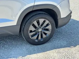 Volkswagen Taos 2023 S 4p SUV