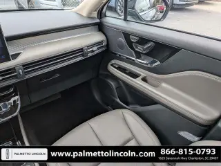 Lincoln Corsair 2025 Premiere 4dr SUV