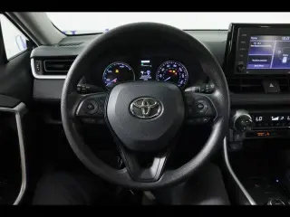Toyota RAV4 Híbrido 2022, XLE, tracción integral (AWD), 4 puertas, SUV