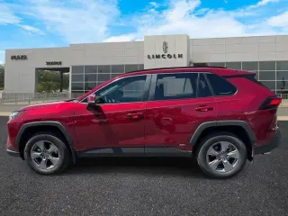 Toyota RAV4 Hybrid 2024 4x4 XLE 4p SUV