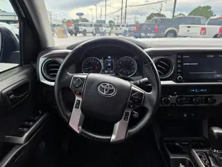 Toyota Tacoma 2023 4x4 TRD Todo Terreno 4p Doble Cabina 6.1 ft LB