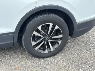 Volkswagen Tiguan 2023 S 4p SUV