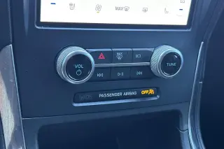 Ford Edge 2022 AWD Titanium 4dr Crossover