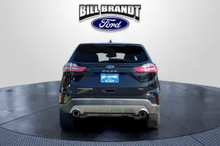 Ford Edge 2022 AWD Titanium 4dr Crossover