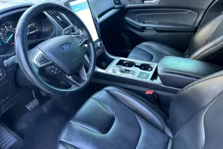 Ford Edge 2022 AWD Titanium 4dr Crossover