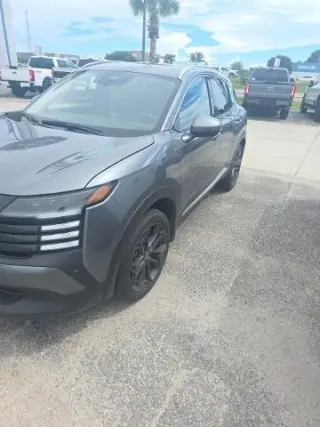 Nissan Kicks 2025 SR 4dr Crossover