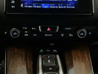Honda Clarity Plug-In Hybrid 2018 Touring 4dr Sedan