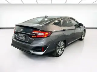 Honda Clarity Plug-In Hybrid 2018 Touring 4dr Sedan