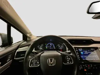Honda Clarity Plug-In Hybrid 2018 Touring 4dr Sedan