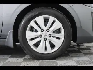 Sedán Nissan Sentra 2025 S 4dr