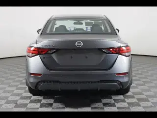 Sedán Nissan Sentra 2025 S 4dr