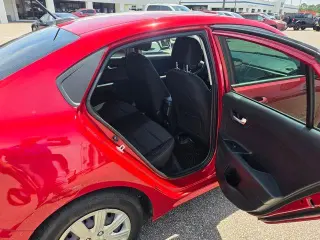 Kia Rio 2022 S 4dr Sedán