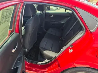 Kia Rio 2022 S 4dr Sedán