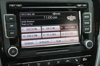 Volkswagen Passat 2012 SE 4p Sedán 5M