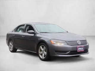 Volkswagen Passat 2012 SE 4p Sedán 5M