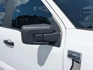 Ford F-150 2023 4x2 XLT 4p SuperCrew 5.5 ft. CB