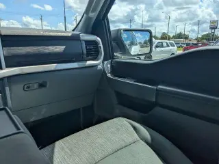 Ford F-150 2023 4x2 XLT 4p SuperCrew 5.5 ft. CB