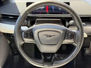 Ford Mustang Mach-E 2023 Premium 4dr SUV