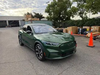Ford Mustang Mach-E 2024 Select 4dr SUV