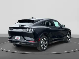 Ford Mustang Mach-E 2023 Premium 4dr SUV