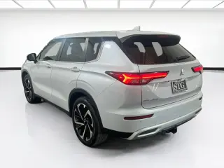 Mitsubishi Outlander 2023 SE 4dr SUV