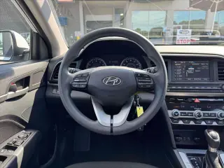 Hyundai ELANTRA 2020 SEL 4p Sedan