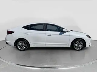 Hyundai ELANTRA 2020 SEL 4p Sedan