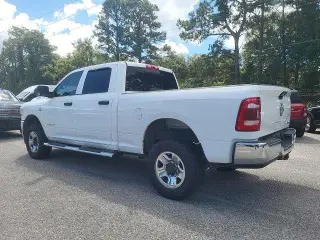 Ram 2500 2020 4x4 Tradesman 4dr Cabina de Tripulacion 6.3 ft. SB Pickup