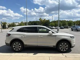 Lincoln Nautilus 2023 AWD Reserve 4dr SUV