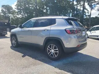 Jeep Compass 2020 Latitude 4dr SUV