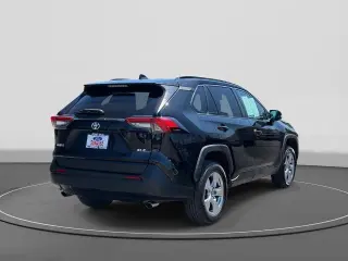 Toyota RAV4 2024 XLE 4dr SUV