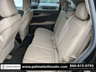 Lincoln Nautilus 2023 Estándar 4p SUV