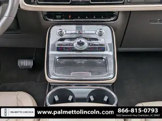 Lincoln Nautilus 2023 Estándar 4p SUV