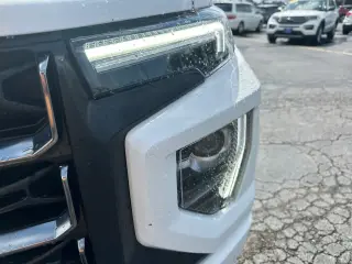 GMC Canyon 2024 4x4 AT4 4p Cabina de Tripulante 5 pies ST